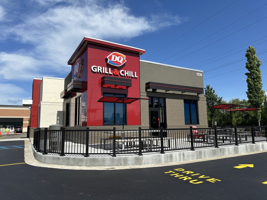 DQ Store Front